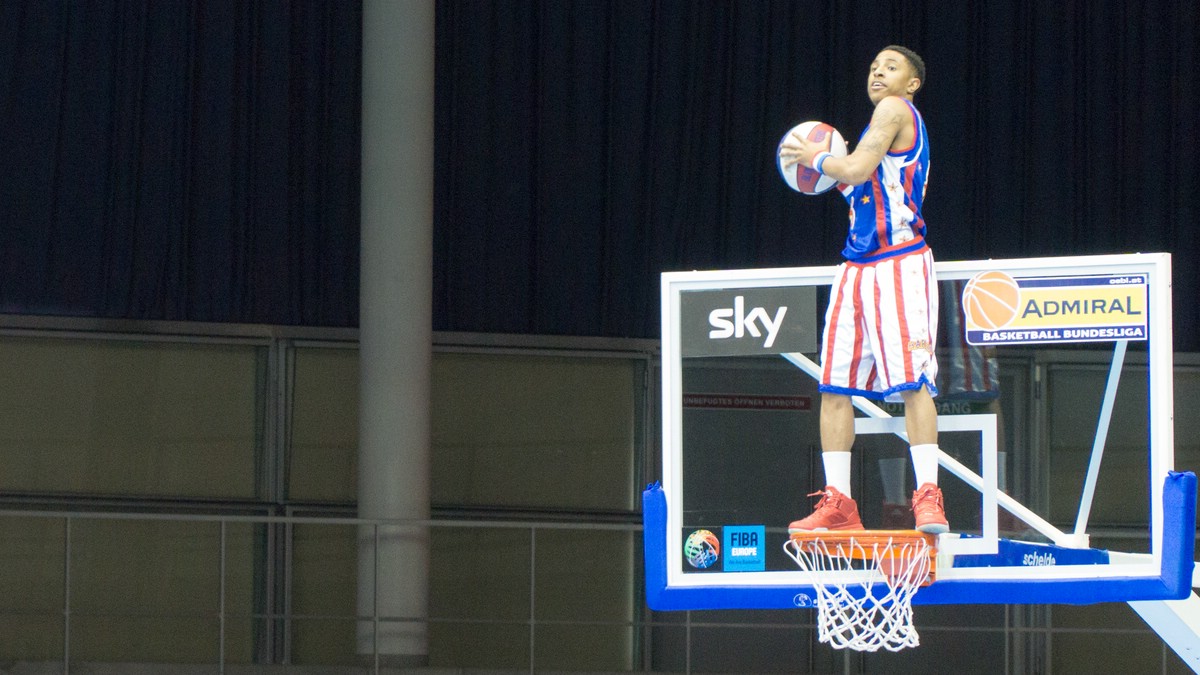 O Fotomagazin / Harlem Globetrotters in der TipsArena 2016